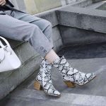 Chaussures serpent en cuir avec design serpenté