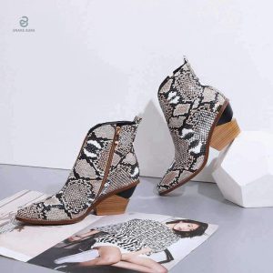 Bottines style serpent pour une touche audacieuse et tendance