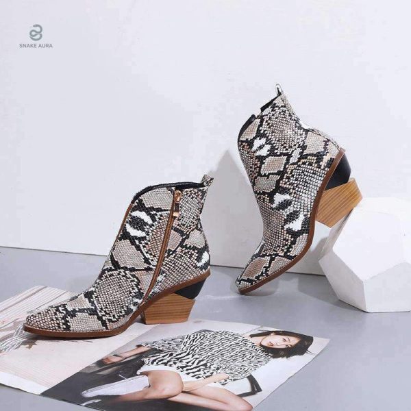 Bottines style serpent pour une touche audacieuse et tendance