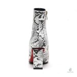Bottines gris serpent à talon pour look tendance