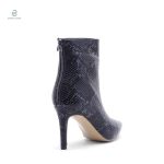 Chaussures serpent noir, confort et sophistication réunis
