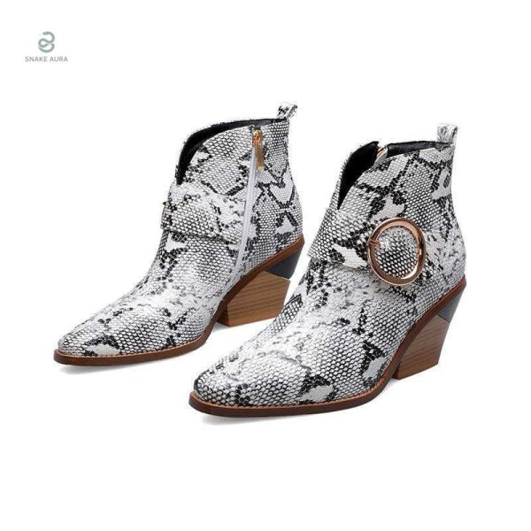 Bottines serpent noires et blanches pour un style audacieux