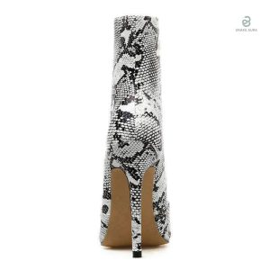 Bottines serpent blanches au design chic et moderne