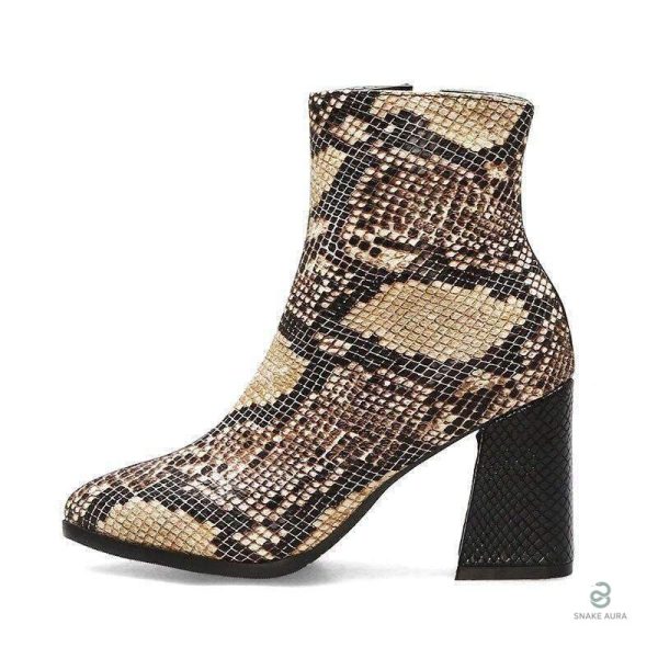 Bottines camel avec texture serpent