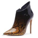 Bottines serpent verni au design tendance et unique