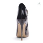 Bottines serpent élégantes, un must-have de la saison