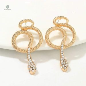 Boucles serpent en or rose, élégance et brillance