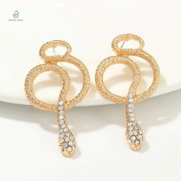Boucles serpent en or rose, élégance et brillance