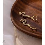 Bijou serpent doré, style unique et moderne