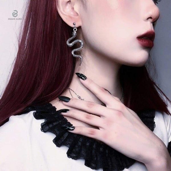 Accessoires en forme de serpent, style gothique noir et blanc
