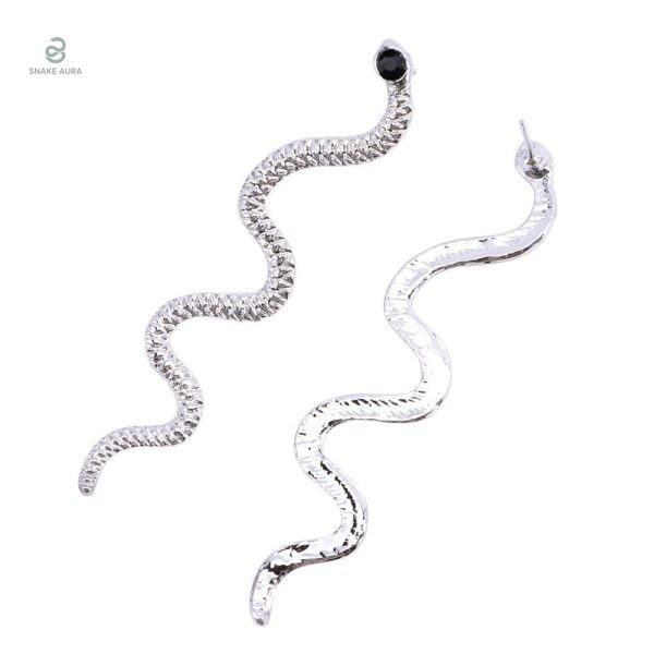 Boucles d'oreilles argent en forme de serpent pour un look audacieux