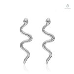 Boucles d'oreilles serpent en argent, design long et élégant