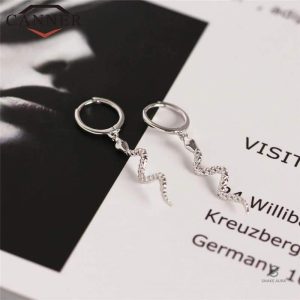 Boucles d'oreilles argentées en forme de serpent chic