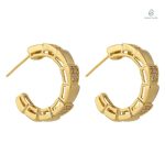 Boucles d'oreilles serpent en or avec écailles raffinées