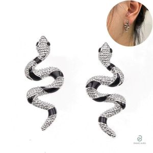 Accessoire en argent, boucles serpent au design original