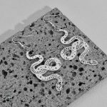 Boucles d'oreilles pendantes serpent en argenté style bohème