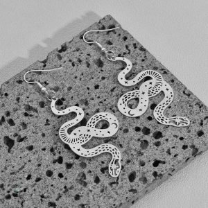 Boucles d'oreilles pendantes serpent en argenté style bohème