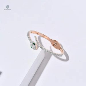 Bracelet femme serpent, design raffiné avec diamants