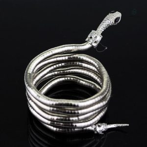 Bracelet manchette serpent moderne et stylisé