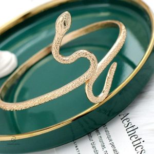 Bijou serpent or, élégance et sophistication au quotidien