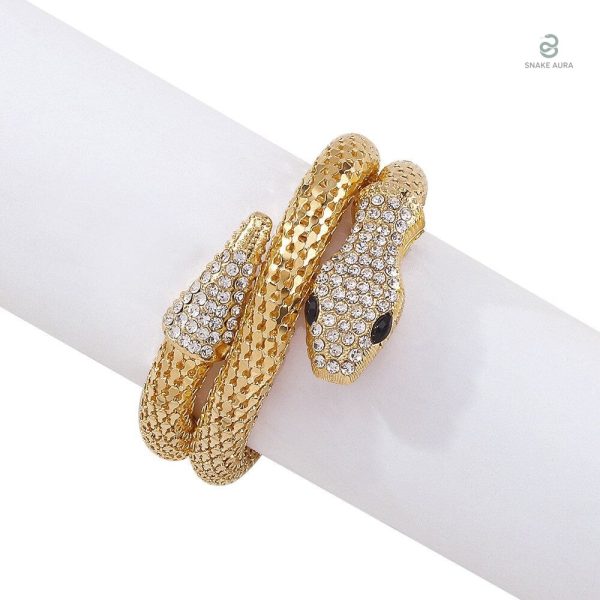 Accessoire serpent chic, bracelet tendance pour femme