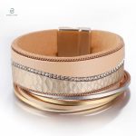Bracelet serpent en cuir fantaisie beige élégant