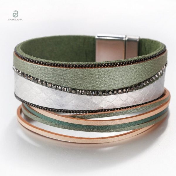 Bracelet Serpent Cuir Fantaisie Vert en design élégant et moderne
