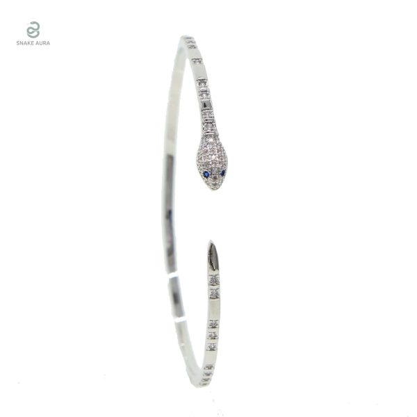 Bijou serpent en argent rehaussé de diamants scintillants