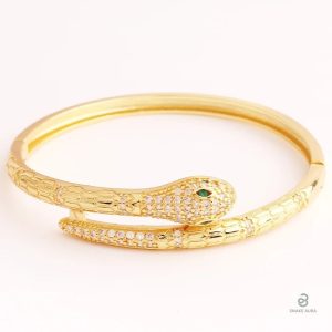 Bracelet serpent doré avec oxyde de zirconium