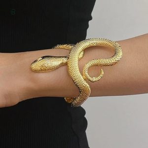 Bracelet Serpent Doré Grande Taille en métal élégant