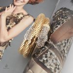 Bracelet serpent doré avec finition douce et éclat de diamant