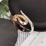 Bracelet serpent, motif en acier captivant