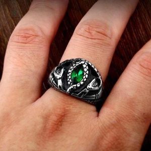 Bague serpent avec design inspiré des Vikings