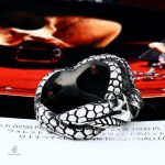 Bague serpent élégante avec couleur verte