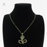Collier serpent pour un look unique et audacieux