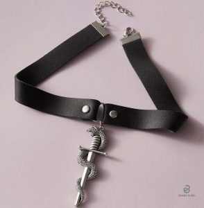 Collier serpent en cuir synthétique, look moderne