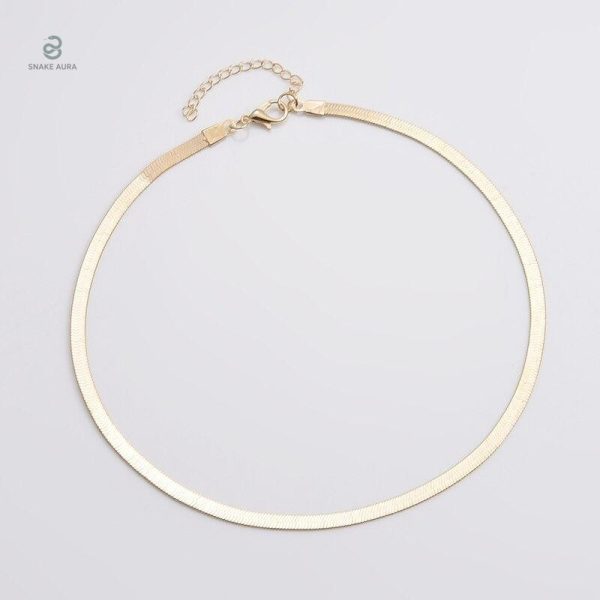 Accessoire serpent pour une allure chic