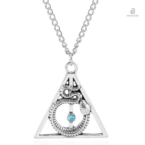 Collier serpent inspiré de la Mort, design élégant et mystérieux