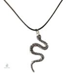 Collier Serpent Antique en acier inoxydable élégant