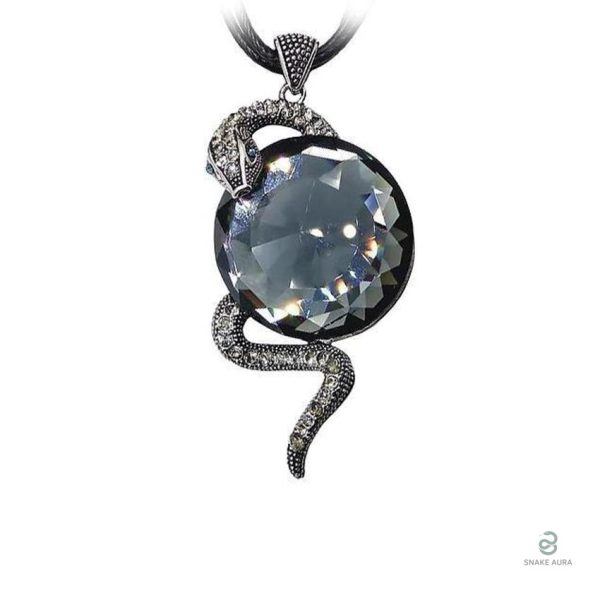Collier serpent noir orné de cristal