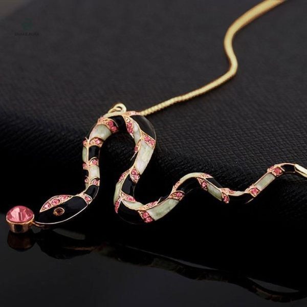 Design serpentin unique pour un look contemporain