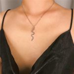 Collier serpent en acier inoxydable pour femme