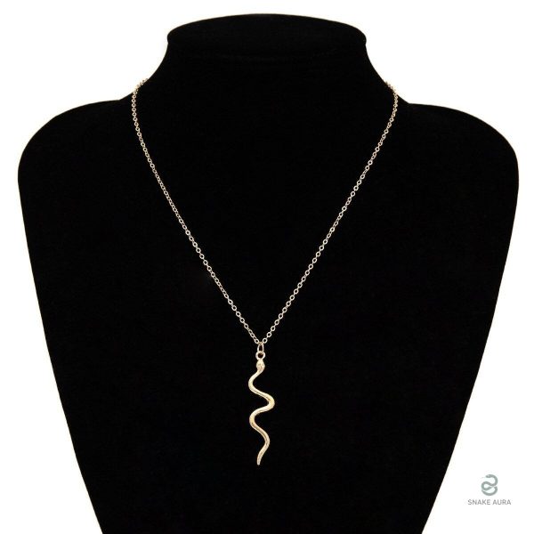 Collier serpent fin avec design unique pour femme
