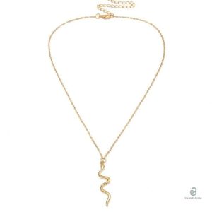 Collier serpent tendance, parfait pour une soirée
