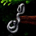 Collier serpent pour homme au design moderne
