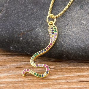Bijoux Serpent en Or Jaune, ornés de Diamants Colorés