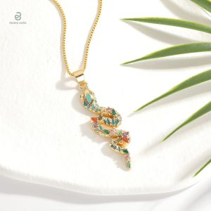 Collier Serpent aux couleurs vives, style bohème unique