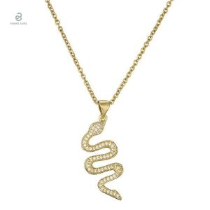 Collier serpent en or avec zirconium blanc élégant