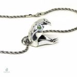 Collier serpent élégant en métal argenté
