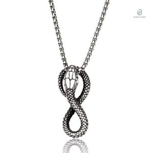 Collier serpent vintage en acier inoxydable élégant